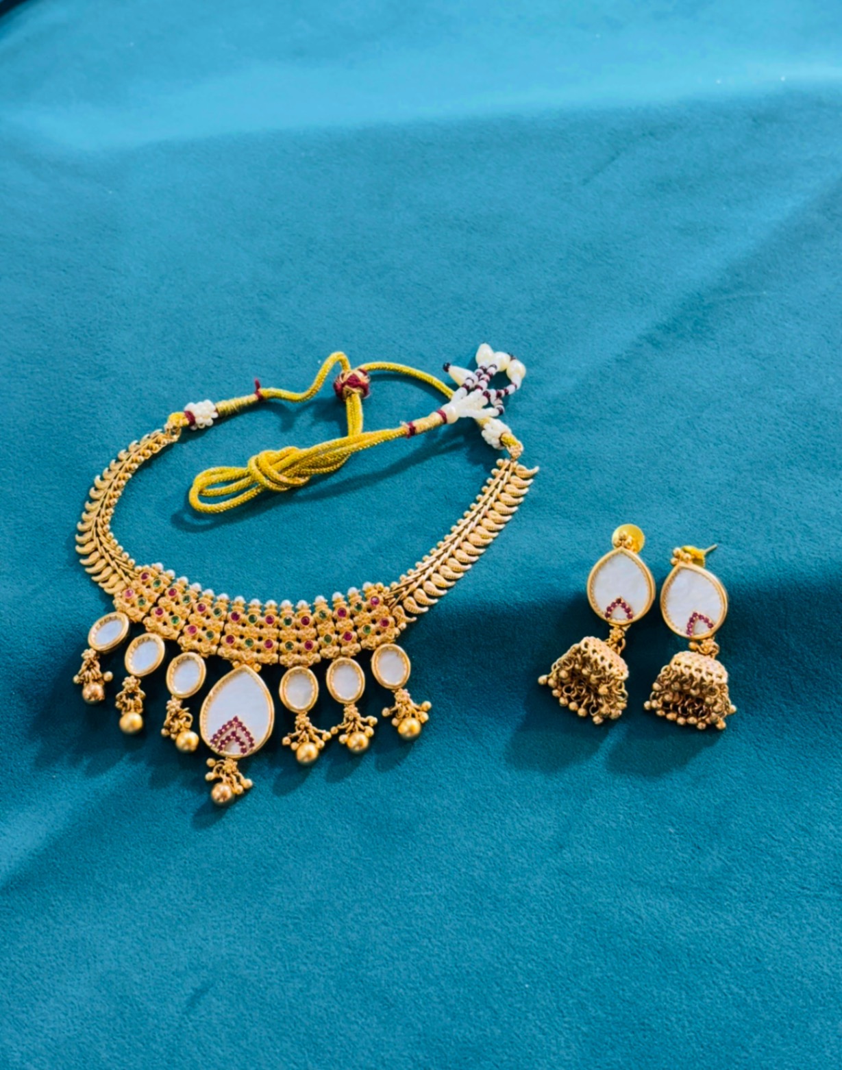 1 gm Gold-plated Traditional short Necklace set(D no.126)